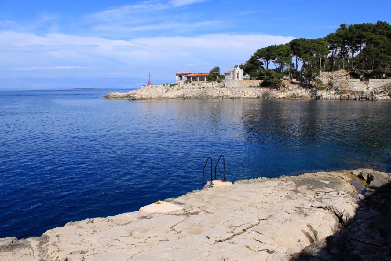 Apartments With A Parking Space Veli Losinj, Losinj - 8029 Dış mekan fotoğraf